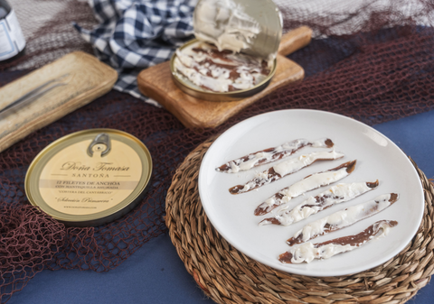Anchoas de Costera con mantequilla ahumada (12 filetes grandes) 80g
