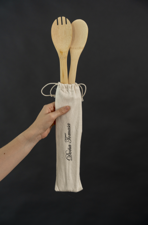 Cubiertos madera ensalada