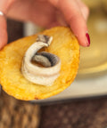Tosta con boquerón de costera en vinagre